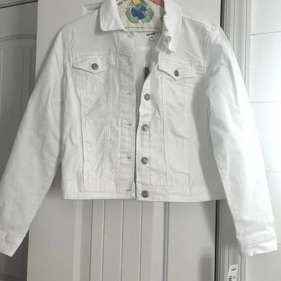 Kensie Denim Jacket NWT - Picture 2 of 4